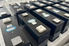 ما هي بعض مصانع خلايا بطارية الليثيوم LFP؟